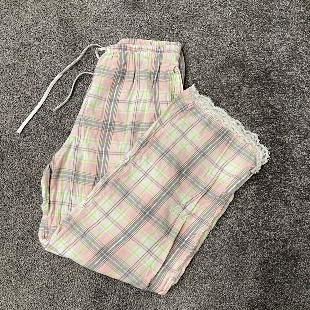 VICTORIA SECRET PAJAMA PANTS